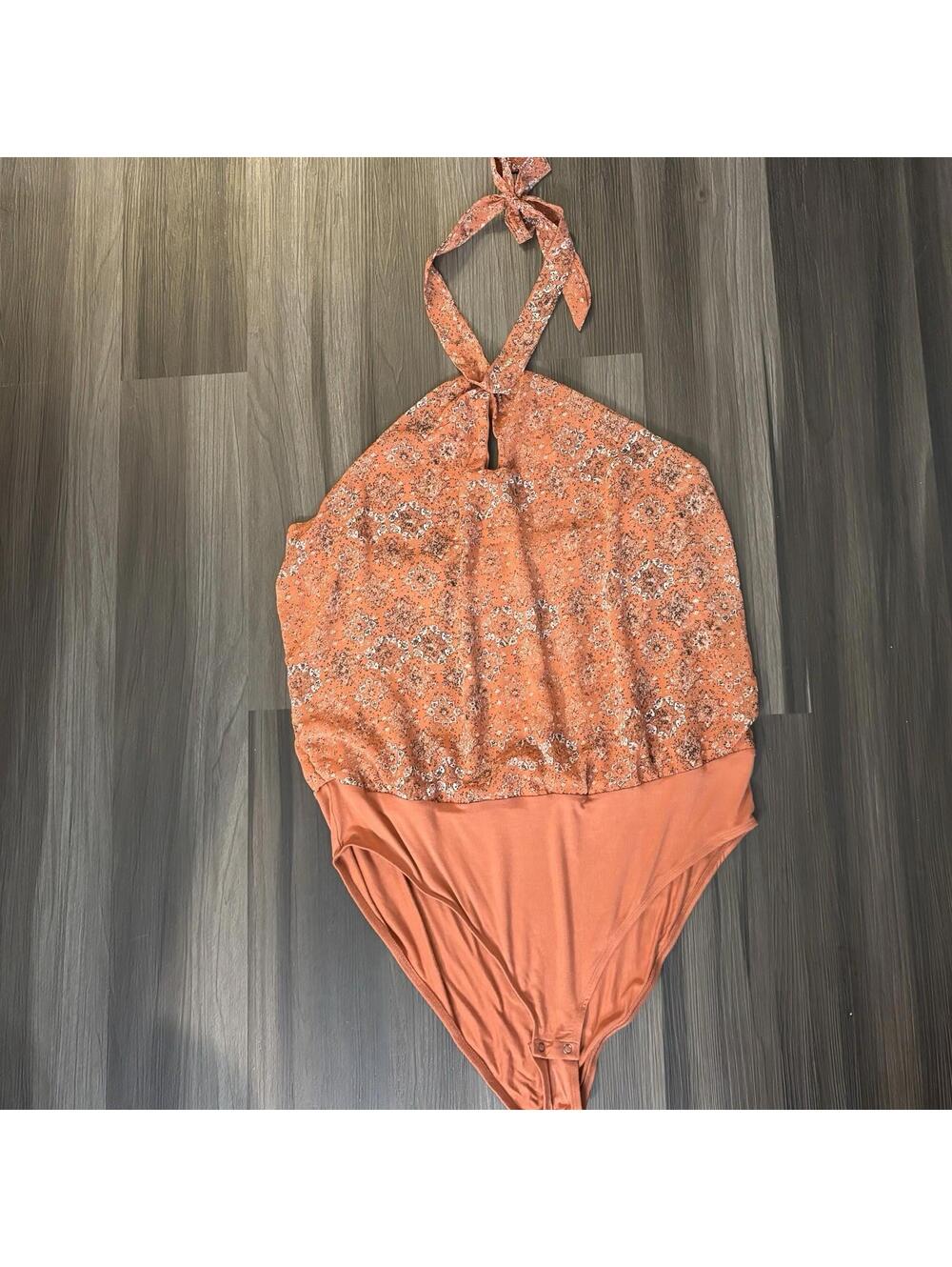 NWT Maurices Plus Size 2X Bodysuit Halter Top Orange Floral Top